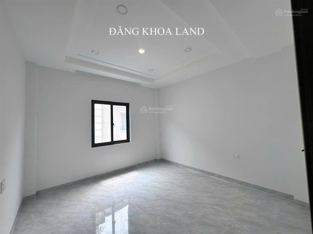 Siêu phẩm  nhà 3 tầng đẹp  ngô chí quốc  hxh né nhau dt 65m2  giá 6 tỷ