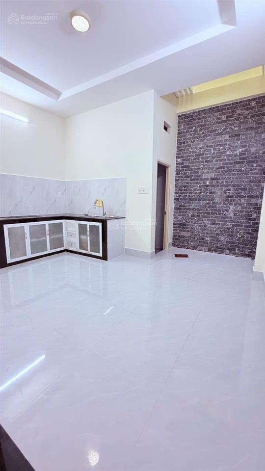 Cực hiếm  nhà 2 tầng  hẻm xe hơi  gần vạn phúc  giá 6,5 tỷ  sổ đẹp hoàn công đủ