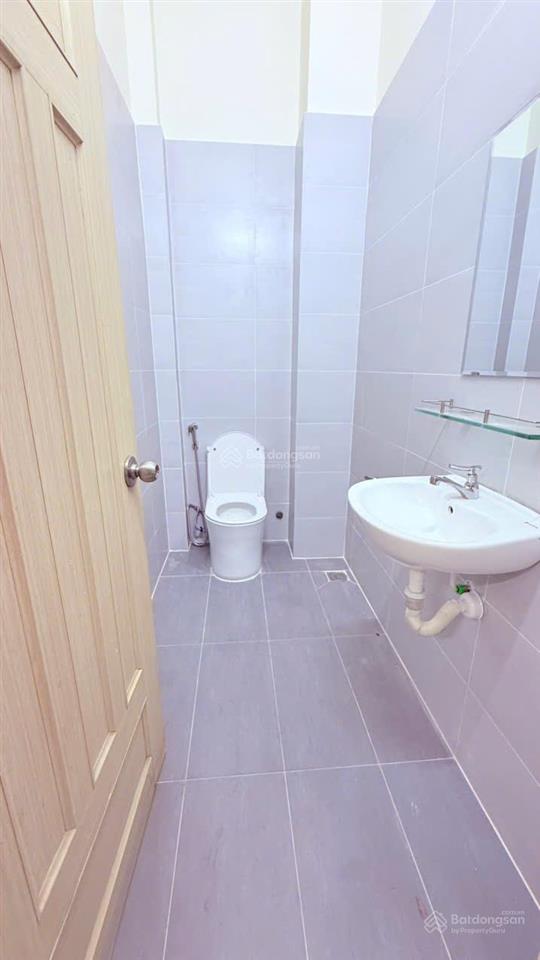 Cực hiếm  nhà 2 tầng  hẻm xe hơi  gần vạn phúc  giá 6,5 tỷ  sổ đẹp hoàn công đủ