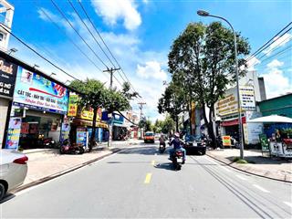 Siêu phẩm  nhà 3 tầng  hxh  gần vành đai 2  dt 105m giá 7,9 tỷ