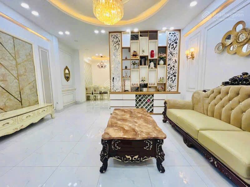 Bán gấp  nhà 3 tầng  hxh  gần vành đai 2  dt 90m2 giá 7,6 tỷ