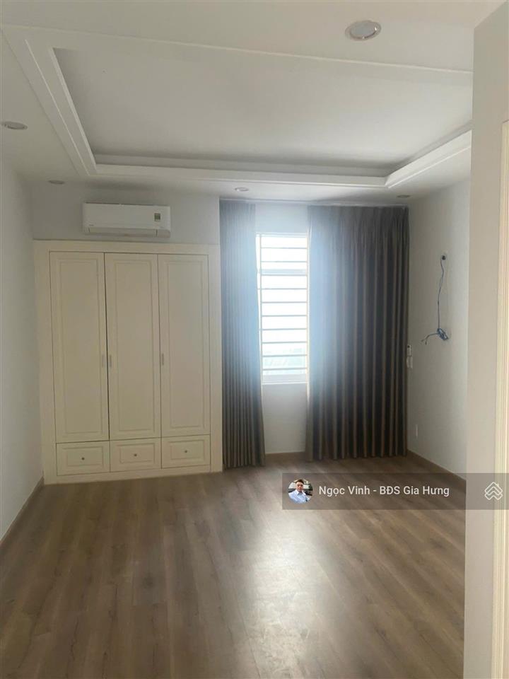 Đường số 14m p. tân hưng  nhà 3 tầng  ngang 7m hiếm  gần chợ tân quy  giá 24 tỷ