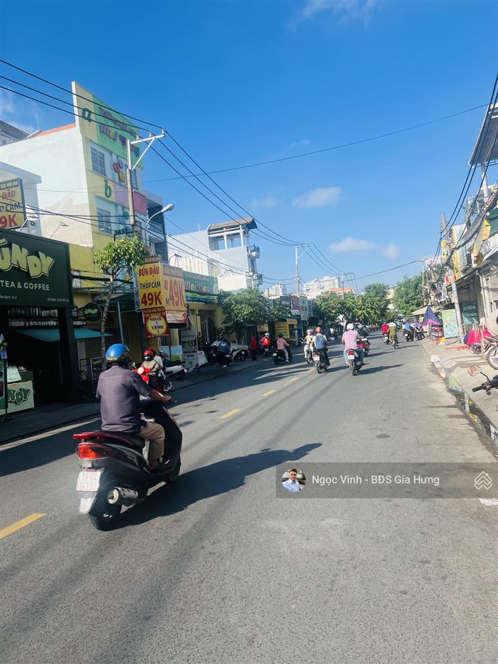 Mt kinh doanh vip đường 17 (30m)thpt lê thánh tôn  dt 75m2  3 tầng  tn 25 triệu/tháng  17 tỷ