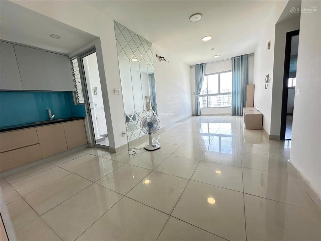 Bán căn chung cư ruby giá tốt 2pn  2wc 4 tỷ nhà mới, nội thất cơ bản, sổ hồng sẵn hỗ trợ vay bank
