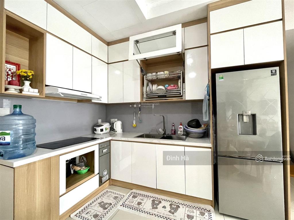 Hàng hot emerald giá 5.4 tỷ cực tốt 2pn  2wc 71m2, view công viên, để lại nội thất cơ bản dễ decor