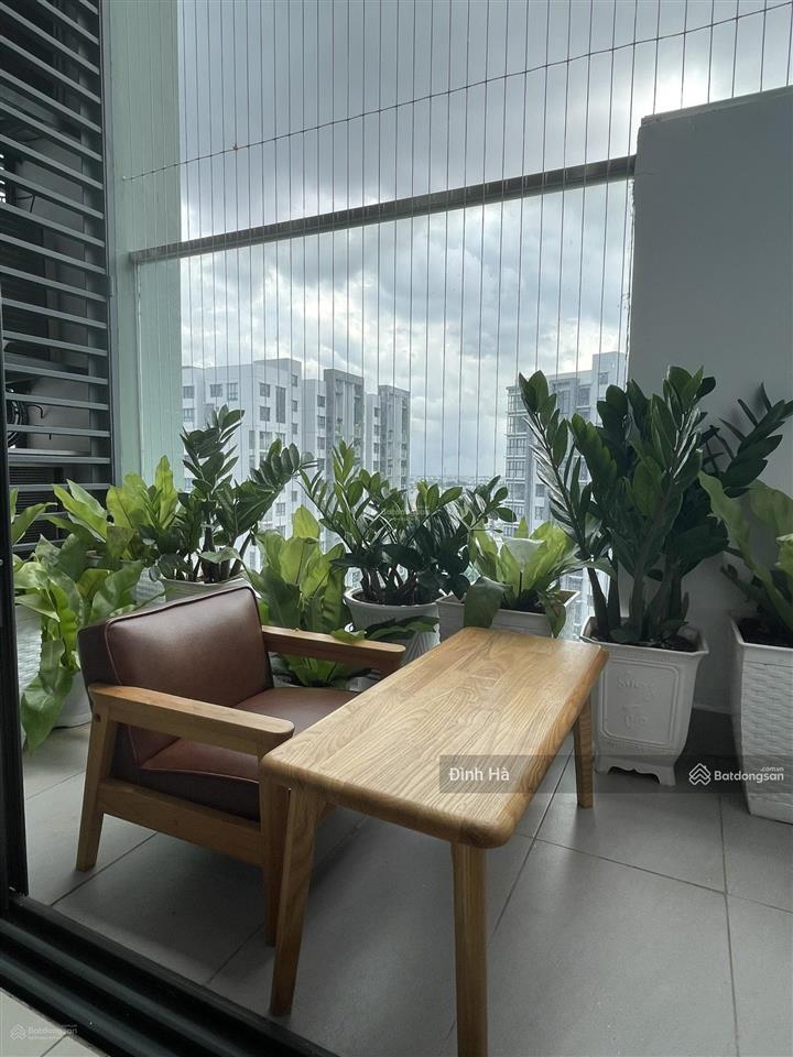 Hàng hot emerald giá 5.4 tỷ cực tốt 2pn  2wc 71m2, view công viên, để lại nội thất cơ bản dễ decor