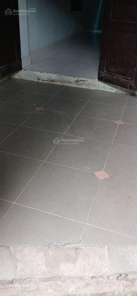 Cho thuê 3,5 triệu nhà 2 tầng mặt tiền rộng, diện tích 60m² vị trí trung tâm