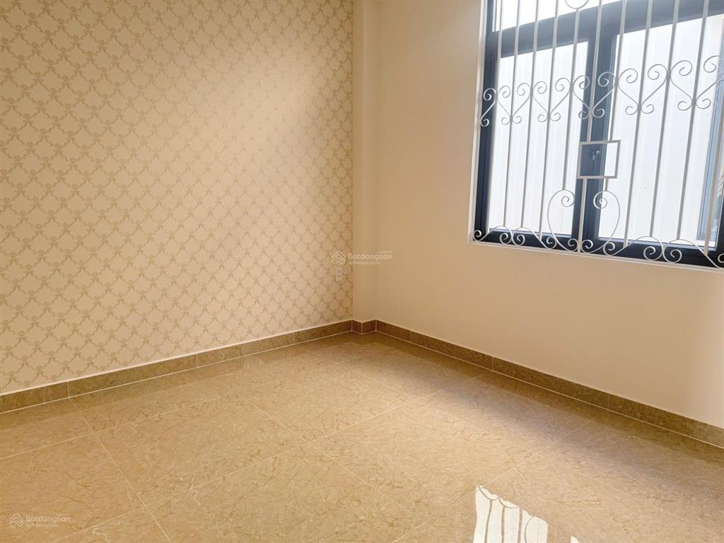 Cho thuê nhà mới 3 tầng đường xe tải có chỗ đậu xe hơi