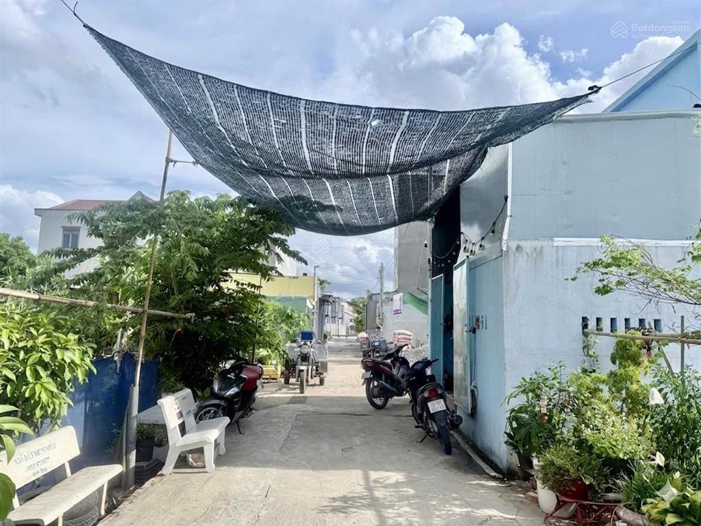 D165  đất đẹp hẻm xe hơi  đường số 8, hiệp bình phước (gần ql13)