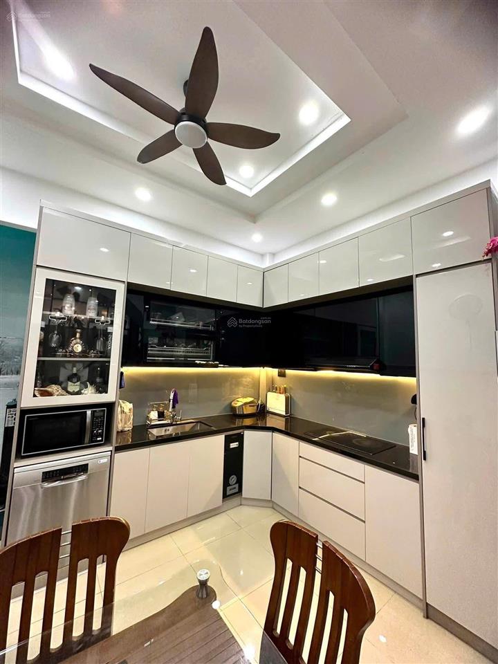 T047  cho thuê nhà mới đường xe tải  sát 520 quốc lộ 13, thủ đức