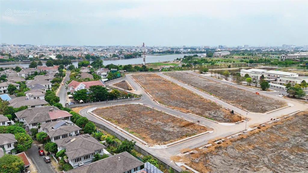 Đất ngay trong khu đô thị vạn phúc giá tốt 11.4 tỷ/ lô nơi an cư đẳng cấp  giá cực tốt