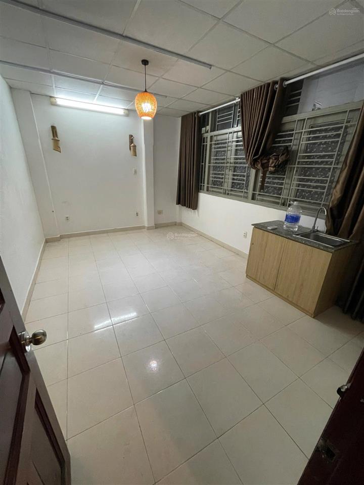 Chính chủ cho thuê nhà 21q nguyễn văn trỗi q. phú nhuận. 7x4m, 4 tầng 3pn 3toilet 15tr/th