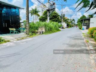 Lô này chất! nằm ngay trên đ nguyễn văn on xã tân an hội ,dt 109m2 ,giá 980tr , sổ hồng riêng.