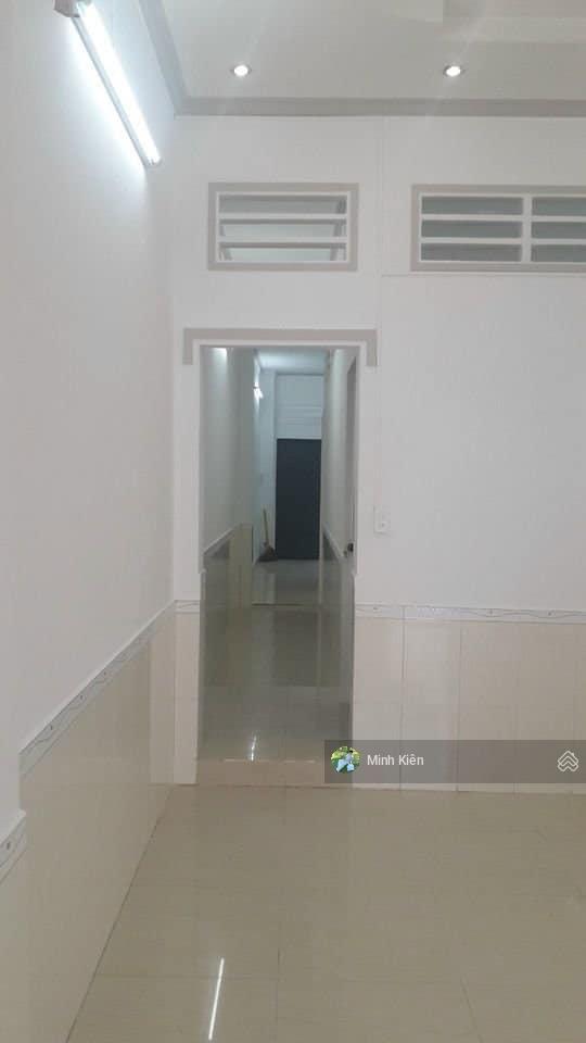 Cần bán gấp căn nhà rộng 125m2 nằm ngay đ nguyễn văn hoài xã tân an hội , giá 1 tỷ tròn , shr .