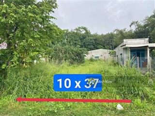 Cần tiền gấp chủ bán đất nhanh gọn 780tr, shr , dt 379m2, nằm trên đ đặng văn trước phường an tịnh.