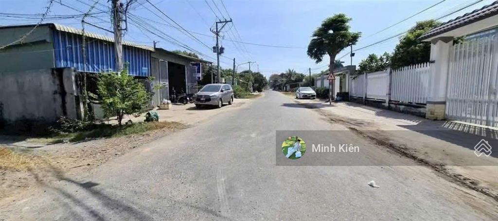 Bán gấp 200m² thổ cư ngay đ. nguyễn du, phường trảng bàng, giá chỉ 730tr, shr, dân cư hiện hữu.