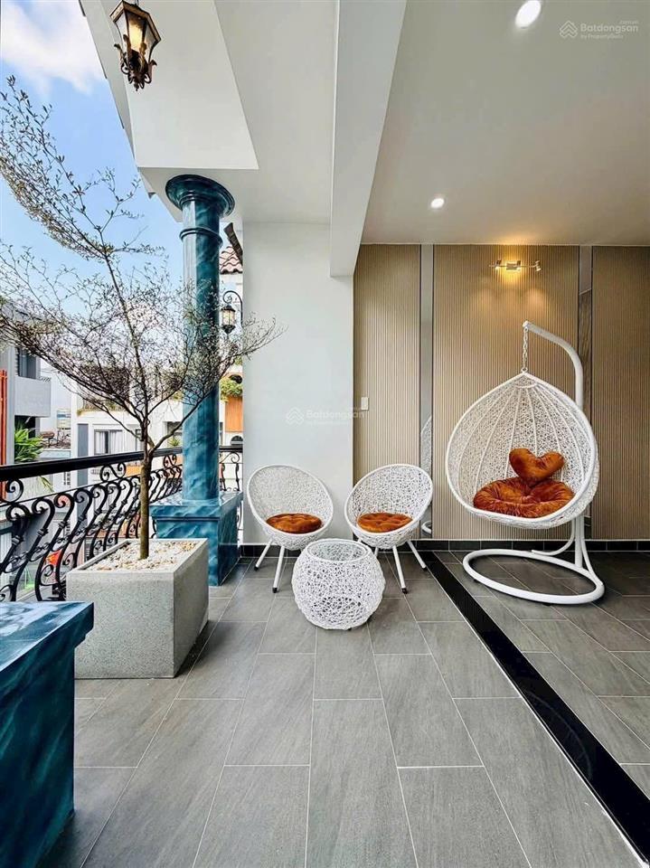 Lãi suất ngân hàng đang tăng chủ đành ra đi căn nhà tâm huyết tại đường nguyên hồng với 72,4m2 shr