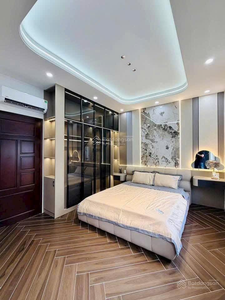 Lãi suất ngân hàng đang tăng chủ đành ra đi căn nhà tâm huyết tại đường nguyên hồng với 72,4m2 shr