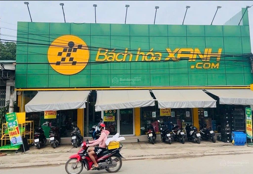 Em còn lô đất 100m2 đường 10m sổ hồng riêng, xây dựng tự do, giá cực mềm, full tiện ích