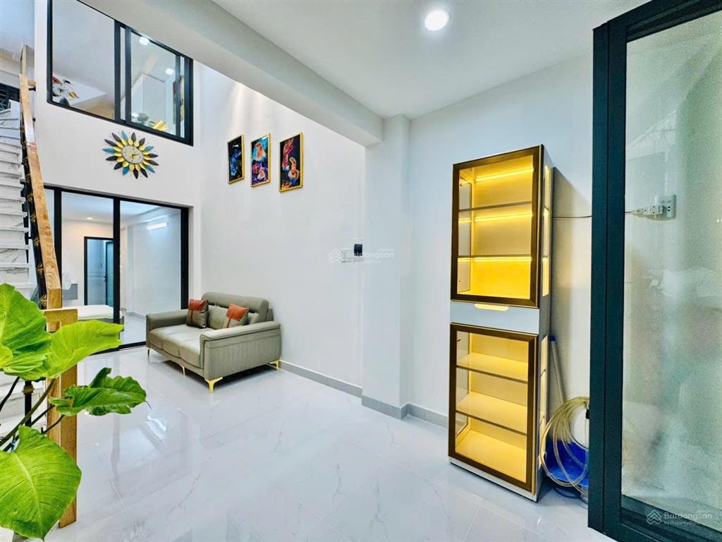 Nhà đẹp thanh khoản nhanh 48m2 với 1t1l1l đang cho thuê 10tr/tháng mua có dòng tiền ngay, shr