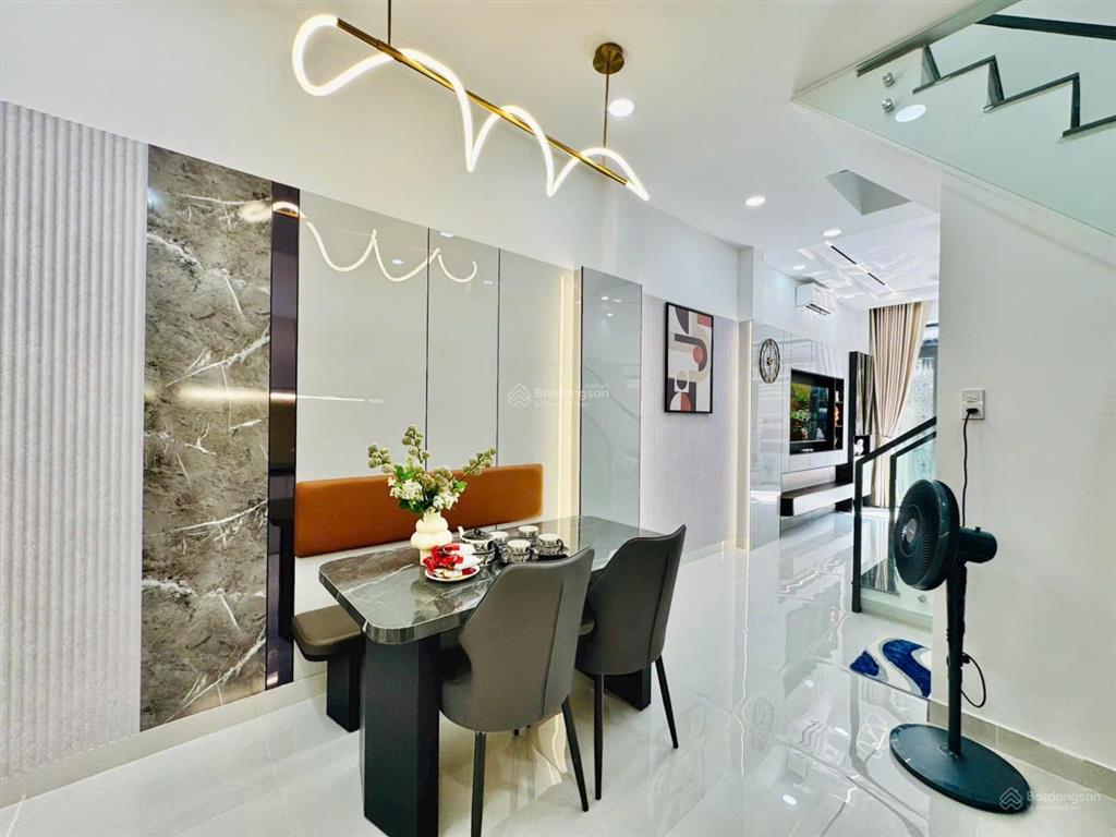 Nhà mới phan văn trị p7 gò vấp, 4pn full nt, gần vincom, đầu tư lời ngay hẻm 5m