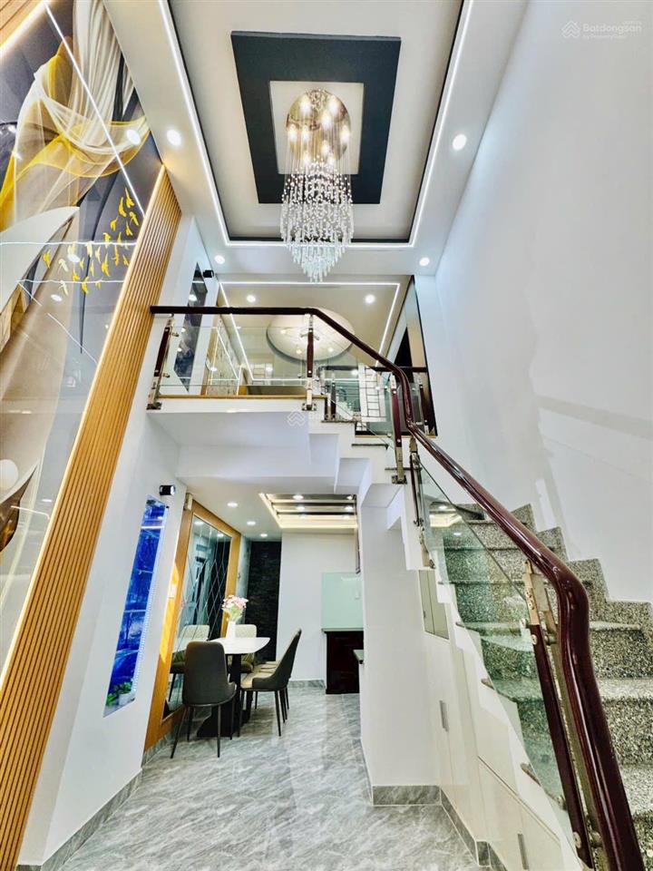 Nhà thích quảng đức 44m2, 1 trệt 2 lầu sân thượng, nhà đàn có dòng tiền 12tr/tháng, sổ hồng riêng