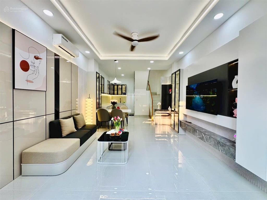 Nhà đẹp nguyễn kiệm tiện mua đầu tư giữ dòng tiền đang cho thuê 10tr/tháng, sổ hồng riêng, 1t2l st