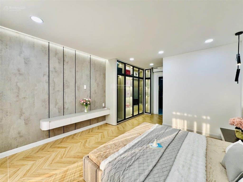 Nhà đẹp nguyễn kiệm tiện mua đầu tư giữ dòng tiền đang cho thuê 10tr/tháng, sổ hồng riêng, 1t2l st