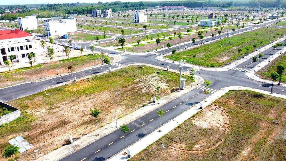 Chỉ 239 tr  sở hữu ngay lô đất siêu tiềm tại trung tâm phú giáo  giá tốt đầu tư