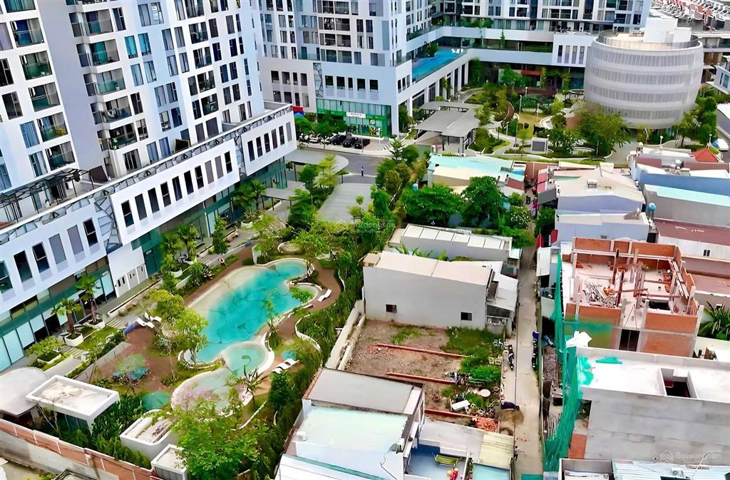 Còn lô ngay chung cư urban green, đối diện vạn phúc, mặt tiền ql13 đang mở rộng đón giá tăng mạnh