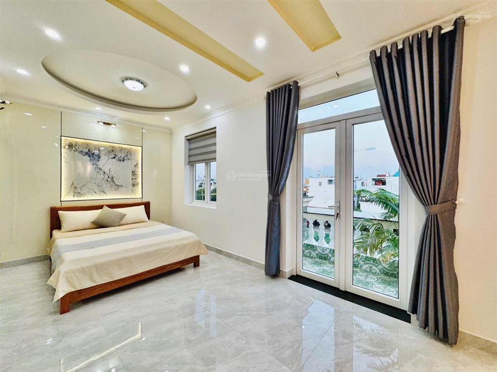 Em chính chủ cần bán nhà tân uyên 70m2 sổ riêng, 1t 4l, trung tâm, gần chợ, trung tâm tp, full nt