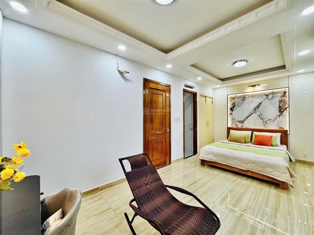 Em chính chủ cần bán nhà tân uyên 70m2 sổ riêng, 1t 4l, trung tâm, gần chợ, trung tâm tp, full nt