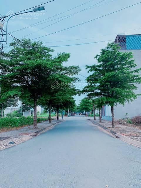 Em còn 1 lô lớn ở kdc an thạnh, đường 8m trải nhựa, full thổ cư, sổ hồng riêng, tiềm năng tăng giá