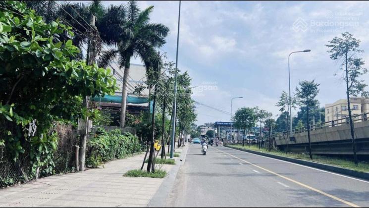 Em đang còn 1 lô lớn 731m2 ngay thủ dầu một đường bạch đằng, sổ hồng riêng, tiện mua tích trữ ts