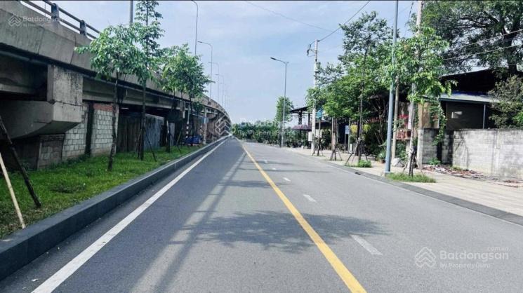 Em đang còn 1 lô lớn 731m2 ngay thủ dầu một đường bạch đằng, sổ hồng riêng, tiện mua tích trữ ts