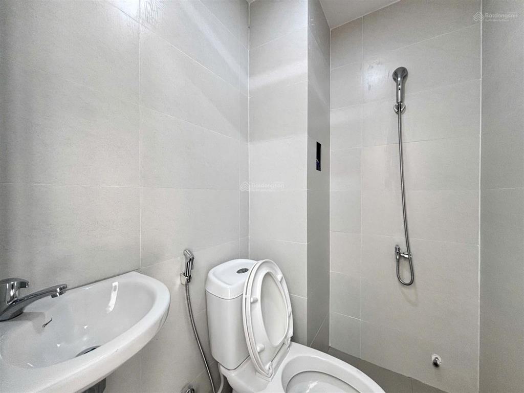 Cho thuê căn hộ dịch vụ chính chủ ngay aeon tân phú  ban công  full nội thất  thang máy