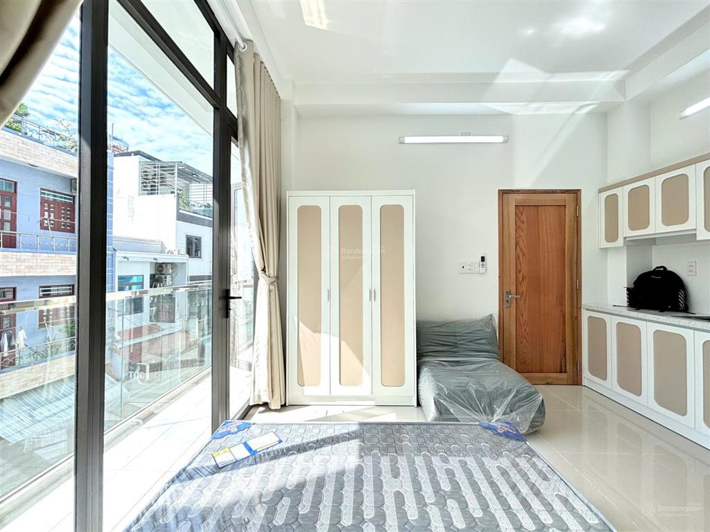Cho thuê căn hộ dịch vụ chính chủ ngay aeon tân phú  ban công  full nội thất  thang máy