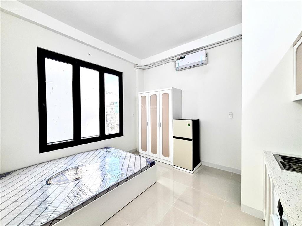 Căn hộ dịch vụ cho thuê full nội thất mới ngay trên đường số 5 cạnh aeon tân phú