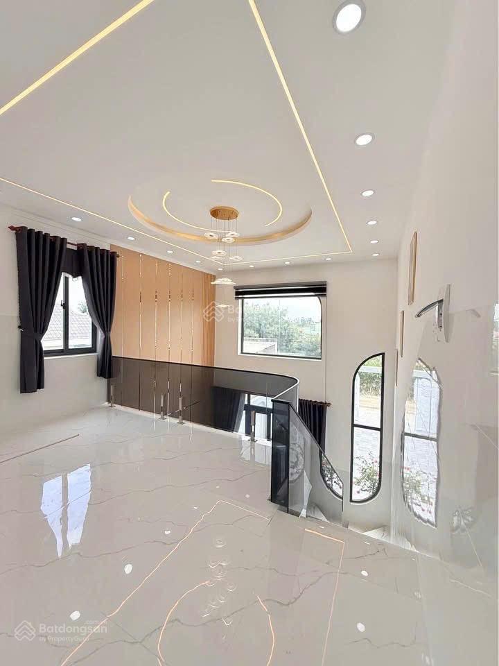Bán nhà riêng tại ngay cầu bạch đằng 2, 1,63 tỷ, 100m2, 3pn, 2wc