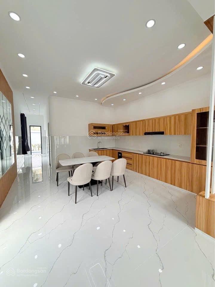 Bán nhà riêng tại ngay cầu bạch đằng 2, 1,63 tỷ, 100m2, 3pn, 2wc