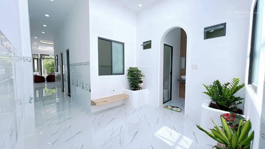Bán nhà riêng 1,55 tỷ, 100m2 tại gần cầu bạch đằng 2, bạch đằng, tân uyên, bình dương