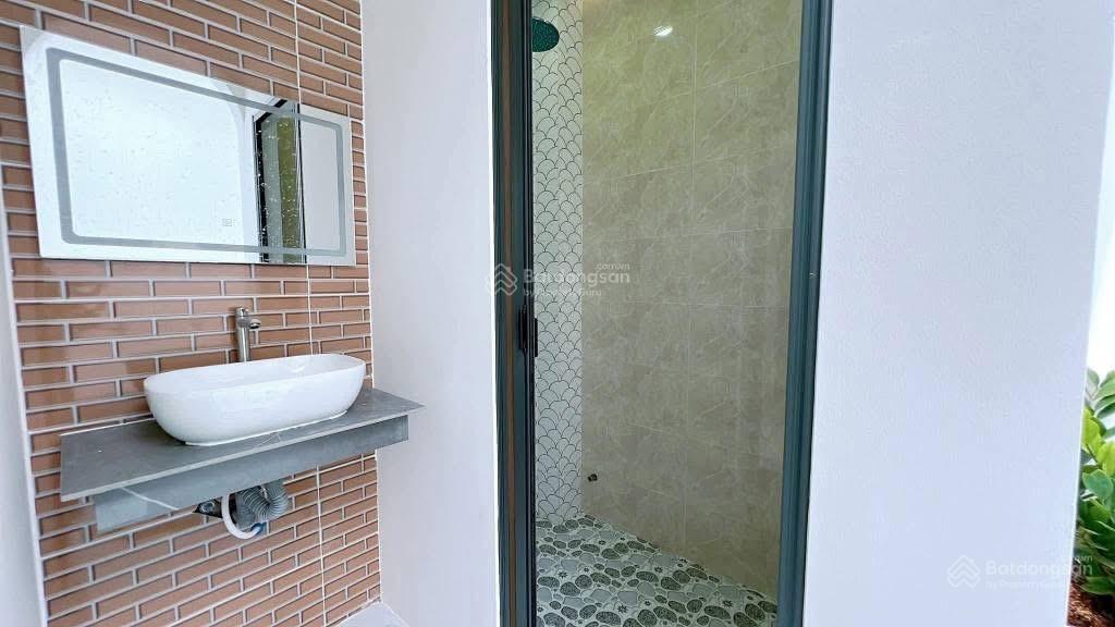 Bán nhà riêng 1,55 tỷ, 100m2 tại gần cầu bạch đằng 2, bạch đằng, tân uyên, bình dương