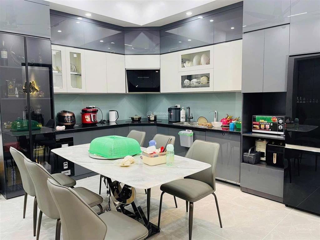 Bán nhà riêng 100m2 tại ngay công an phường tân triều, 1,85 tỷ, mặt tiền đẹp chỉ với