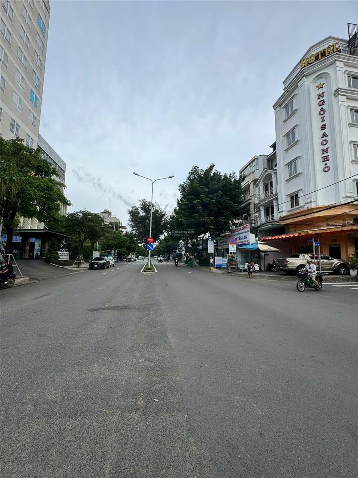 Siêu phẩm căn góc 2mt đối diện với bvqt nam sài gòn ks có 24 phòng bán giá 27,5 tỷ  0903 870 ***