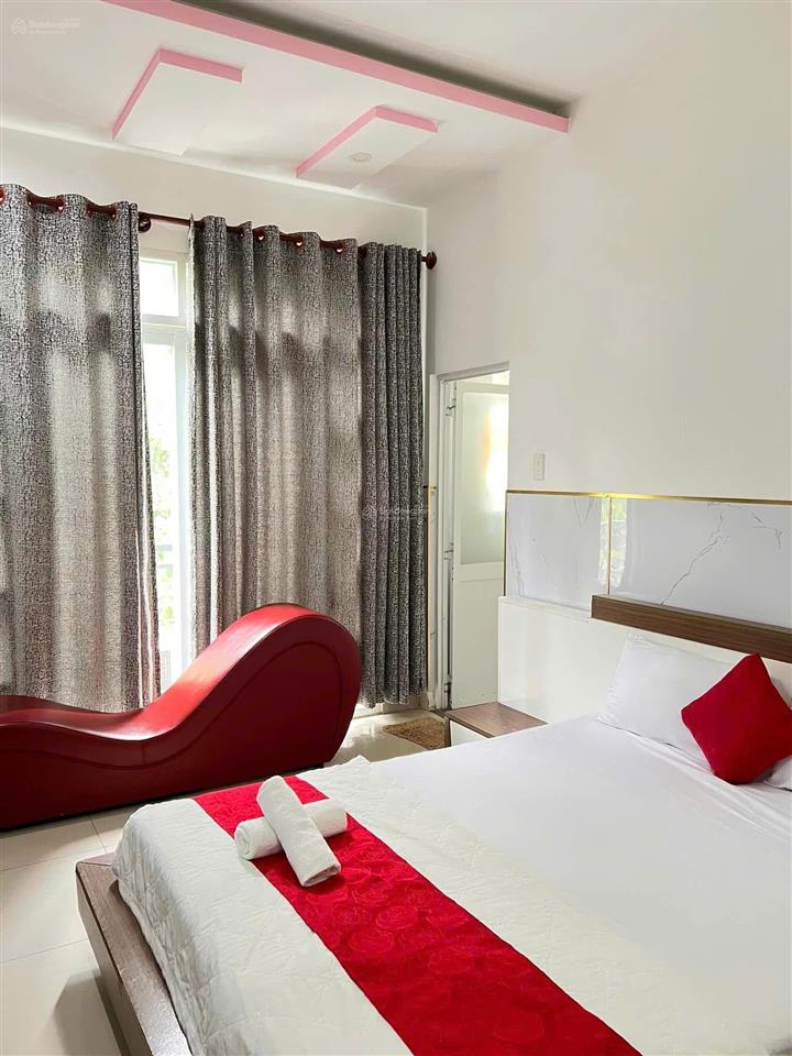 Siêu phẩm căn góc 2mt đối diện với bvqt nam sài gòn ks có 24 phòng bán giá 27,5 tỷ  0903 870 ***