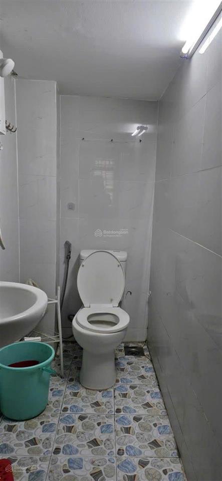 Tân phú  hoàng xuân nhị  cạnh chợ trần văn quang  ngang 4m chỉ 4 tỷ nhỉnh xíu