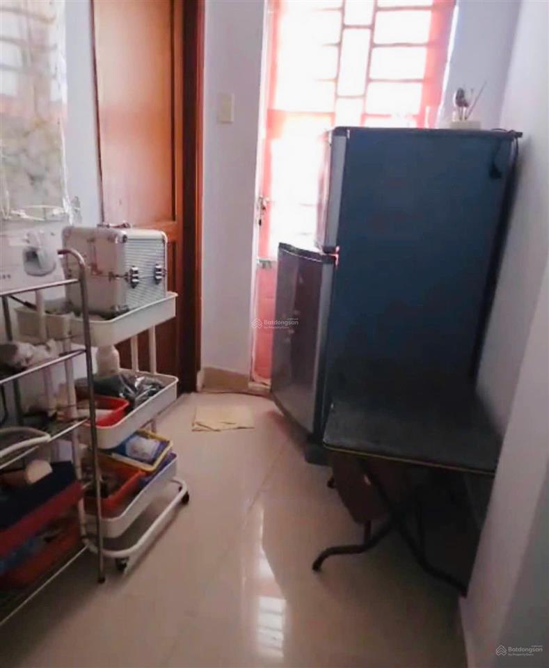 Tân phú  hoàng xuân nhị  cạnh chợ trần văn quang  ngang 4m chỉ 4 tỷ nhỉnh xíu