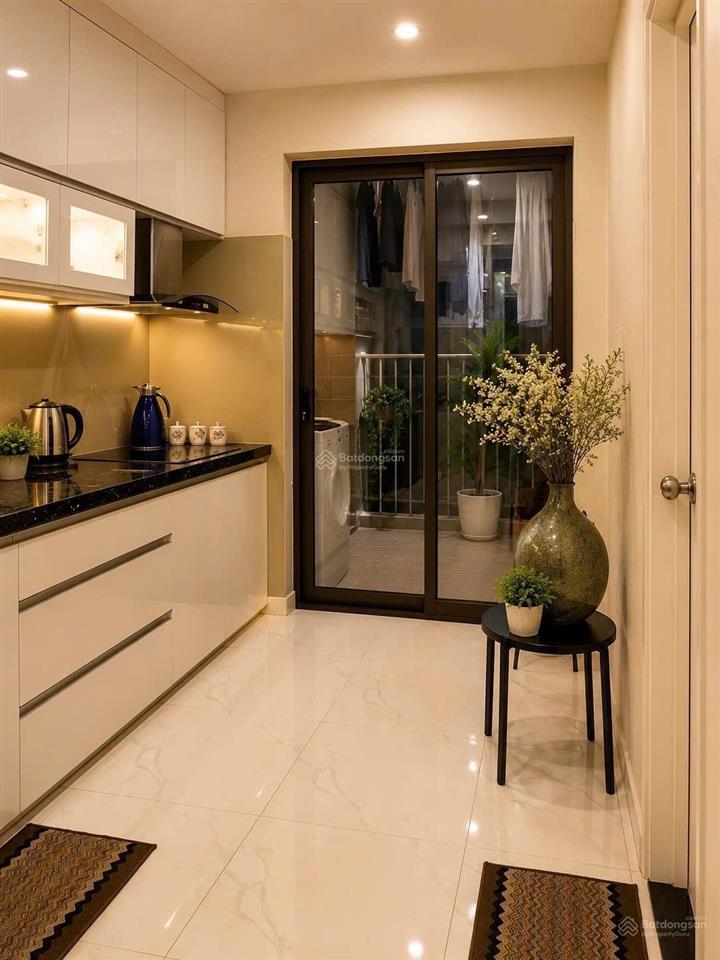 Bán 3pn 103m2 happy house kđt việt hưng, view vinhomes, full đồ, sẵn sổ, giá 6,2 tỷ