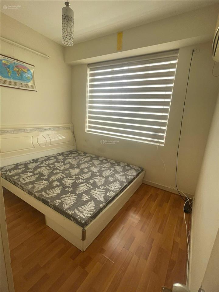 Bán 2pn góc 75m2 tòa n122 kđt sài đồng, full đồ, giá 4,3 bao phí sang tên.  0912 293 ***