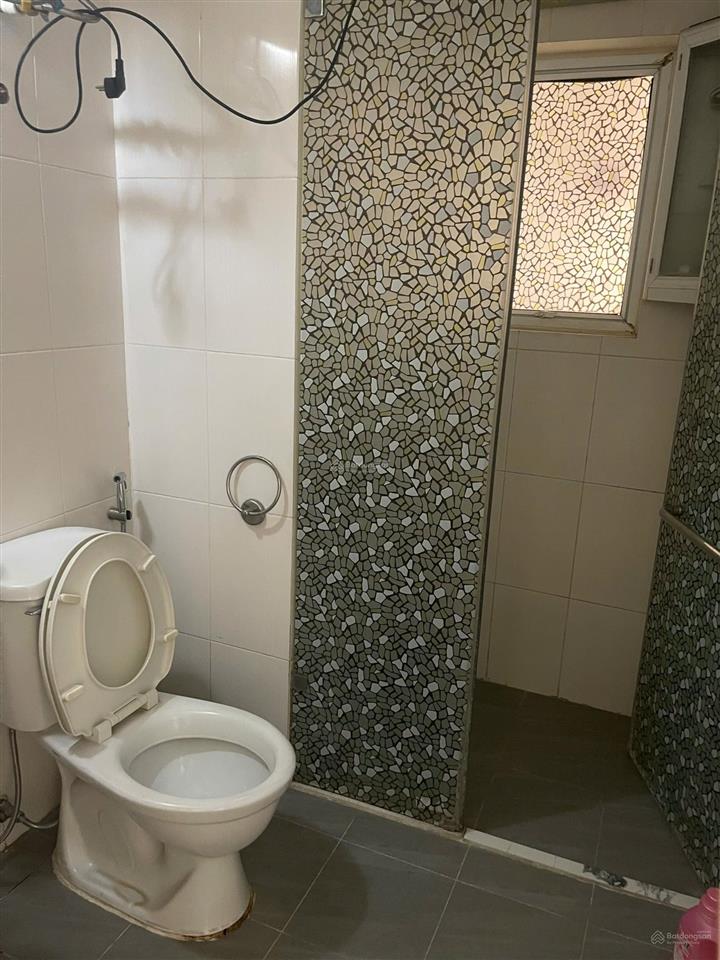 Bán 2pn góc 75m2 tòa n122 kđt sài đồng, full đồ, giá 4,3 bao phí sang tên.  0912 293 ***